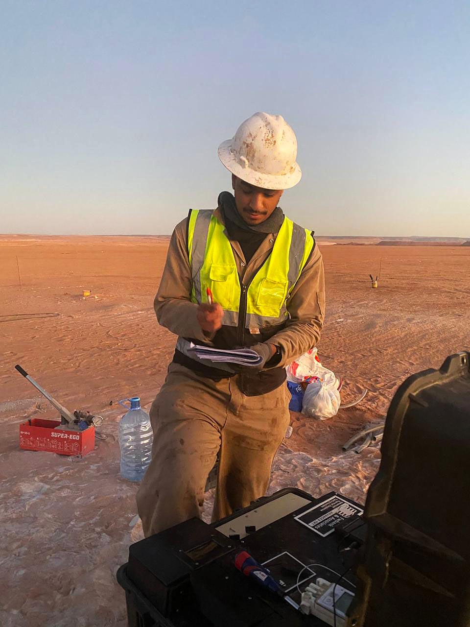 Strataphy Mechanical Engineer performing the TRT in the field